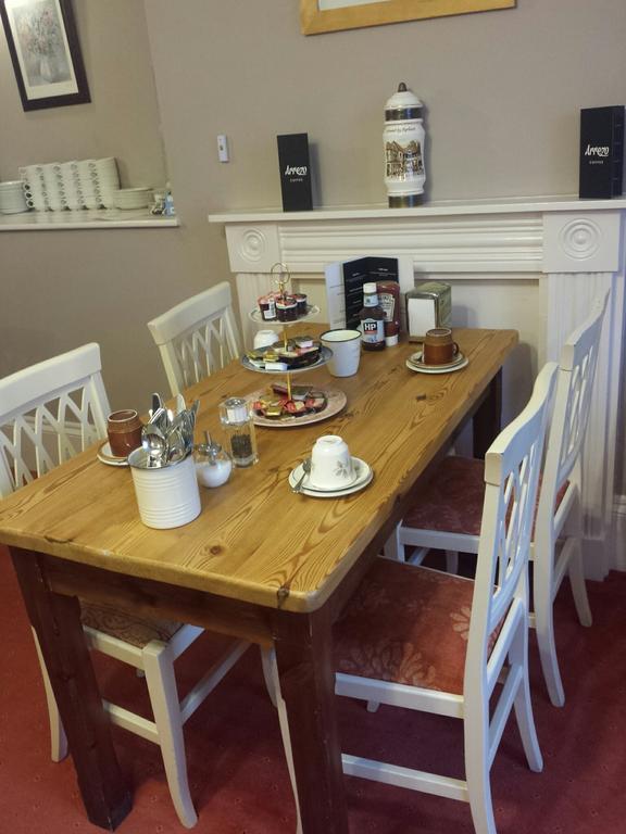 The Witney Guest House Экстерьер фото