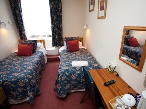 The Witney Guest House Экстерьер фото